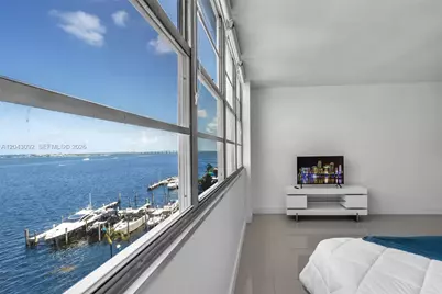 801 Brickell Bay Dr #669, Miami, FL 33131 - Photo 14