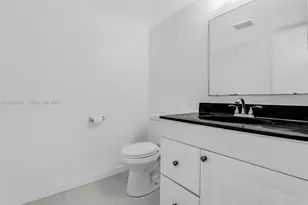 22 Canterbury Ln, Tamarac, FL 33319 - Photo 6