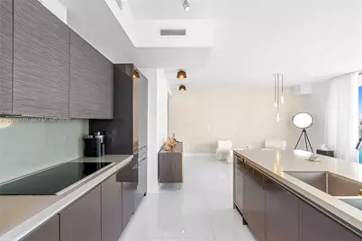 1080 Brickell Ave #1509, Miami, FL 33131 - Photo 16