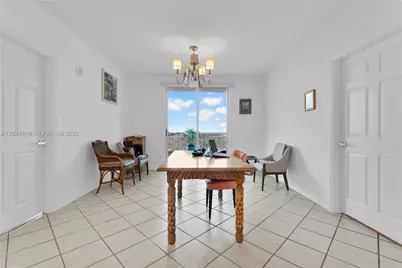 3500 Coral Way #PH-10, Miami, FL 33145 - Photo 6