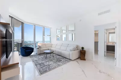 851 NE 1st Ave #3308, Miami, FL 33132 - Photo 2