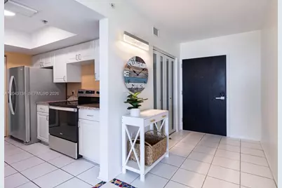 90 Alton Rd #1005, Miami Beach, FL 33139 - Photo 10