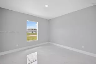 704 E Carbon, Lehigh Acres, FL 33974 - Photo 32