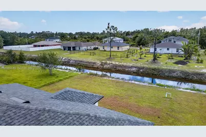 704 E Carbon, Lehigh Acres, FL 33974 - Photo 56