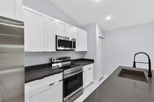 704 E Carbon, Lehigh Acres, FL 33974 - Photo 20