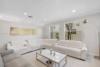 5067 SW 162nd Ave, Miramar, FL 33027 - Photo 12