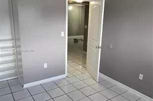 8480 SW 154th Cir Ct, Miami, FL 33193 - Photo 12