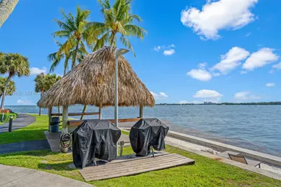 3 Grove Isle Dr #C1610, Miami, FL 33133 - Photo 26