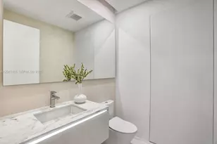 17875 Collins Ave, Sunny Isles Beach, FL 33160 - Photo 28