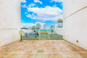 700 NE 25th St, Miami, FL 33137 - Photo 22