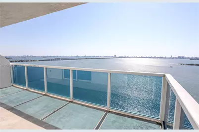 700 NE 25th St #1004, Miami, FL 33137 - Photo 6