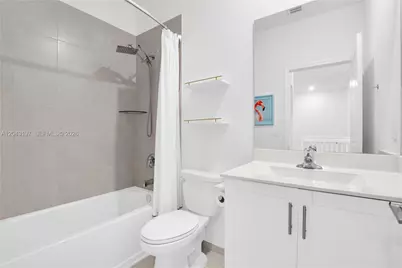 20610 NE 5th Pl, Miami, FL 33179 - Photo 18