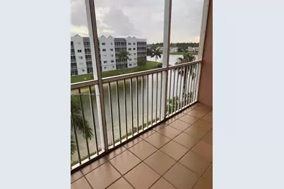 10720 NW 66th St #503, Doral, FL 33178 - Photo 2