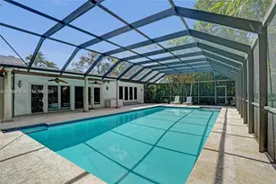 1247 NE 101st St, Miami Shores, FL 33138 - Photo 10