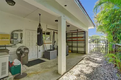 1247 NE 101st St, Miami Shores, FL 33138 - Photo 38