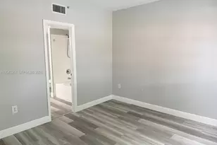 100 SW 117th Terrace, Pembroke Pines, FL 33025 - Photo 16