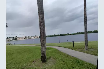 15509 N Miami Lakeway N #102, Miami Lakes, FL 33014 - Photo 8