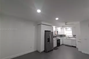 15509 N Miami Lakeway N, Miami Lakes, FL 33014 - Photo 12