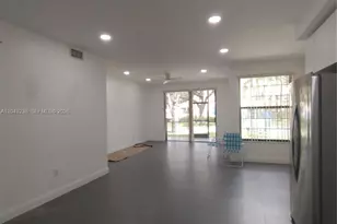 15509 N Miami Lakeway N, Miami Lakes, FL 33014 - Photo 18