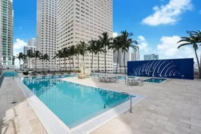335 S Biscayne Blvd #804, Miami, FL 33131 - Photo 2