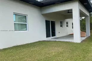 321 S Briggs, Lehigh Acres, FL 33974 - Photo 4
