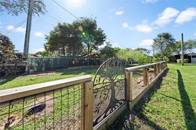 29710 SW 183rd Ct, Homestead, FL 33030 - Photo 10