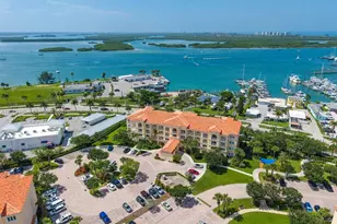 38 E Harbour Isle Dr E, Fort Pierce, FL 34949 - Photo 30