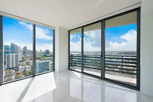 460 NE 28th St, Miami, FL 33137 - Photo 14