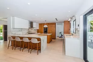 1035 Catalonia Ave, Coral Gables, FL 33134 - Photo 10