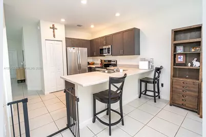 2670 SE 12th St, Homestead, FL 33035 - Photo 12