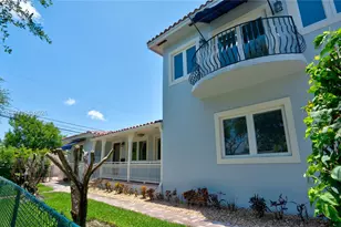 500 SW 51st Ct, Miami, FL 33134 - Photo 4