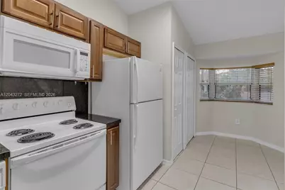 1241 SE 29th St #202-27, Homestead, FL 33035 - Photo 8