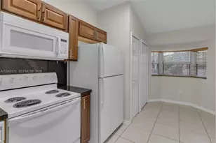 1241 SE 29th St, Homestead, FL 33035 - Photo 8