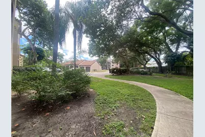 4341 W McNab Rd #21, Pompano Beach, FL 33069 - Photo 16