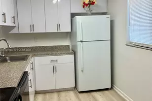 8420 SW 133rd Avenue Rd, Miami, FL 33183 - Photo 2