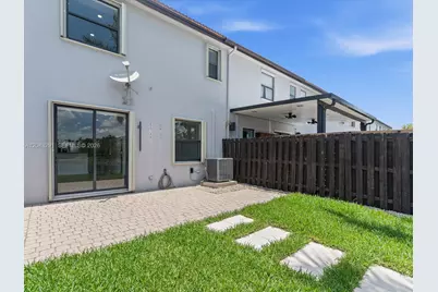 11628 NW 87th Ln #11628, Doral, FL 33178 - Photo 2