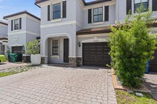11628 NW 87th Ln, Doral, FL 33178 - Photo 1