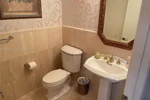 17555 Collins Ave, Sunny Isles Beach, FL 33160 - Photo 24