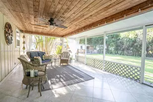 15160 Scotts Pl, Loxahatchee, FL 33470 - Photo 8