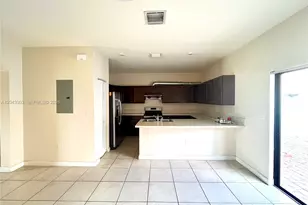 9271 W 33rd Ln, Hialeah, FL 33018 - Photo 6