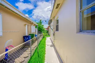 805 NW 3rd Terrace, Hallandale Beach, FL 33009 - Photo 2