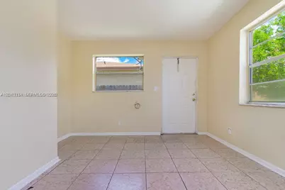 805 NW 3rd Ter, Hallandale Beach, FL 33009 - Photo 42
