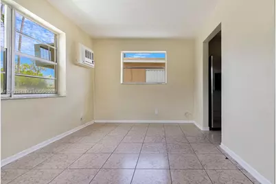 805 NW 3rd Ter, Hallandale Beach, FL 33009 - Photo 12
