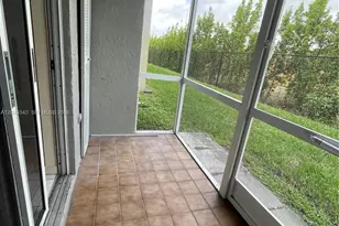 426 NE 210th Cir Terrace, Miami, FL 33179 - Photo 18