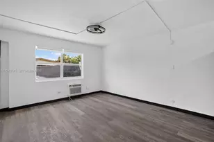 636 NW 14th Terrace, Fort Lauderdale, FL 33311 - Photo 10