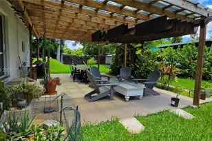 13501 NE Miami Ct, Miami, FL 33161 - Photo 14