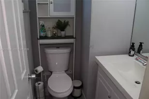 1150 NE 191st St, Miami, FL 33179 - Photo 8