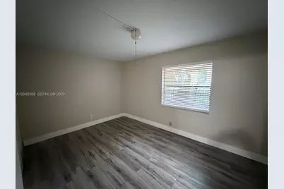 3400 Foxcroft Rd #215, Miramar, FL 33025 - Photo 10