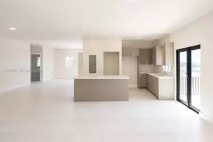 13720 NE 2nd Ct, North Miami, FL 33161 - Photo 6