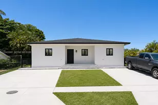 13720 NE 2nd Ct, North Miami, FL 33161 - Photo 2